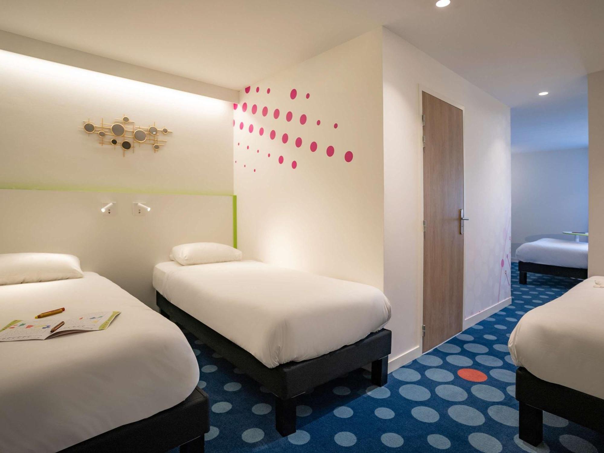 ibis Styles Fougeres Hotel Beaucé Eksteriør billede